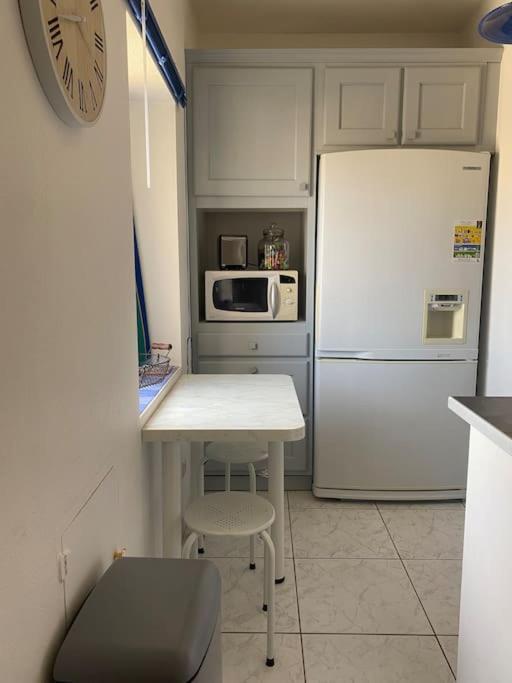 Appartement Belle-Vue Beaucaire  Εξωτερικό φωτογραφία
