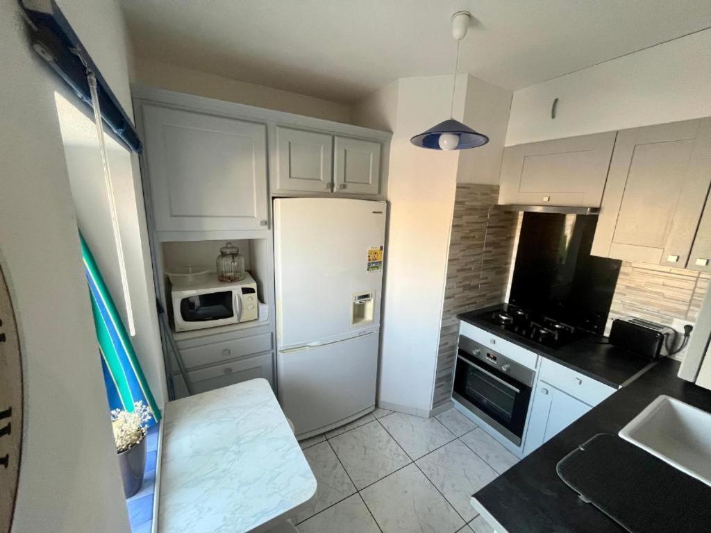 Appartement Belle-Vue Beaucaire  Εξωτερικό φωτογραφία