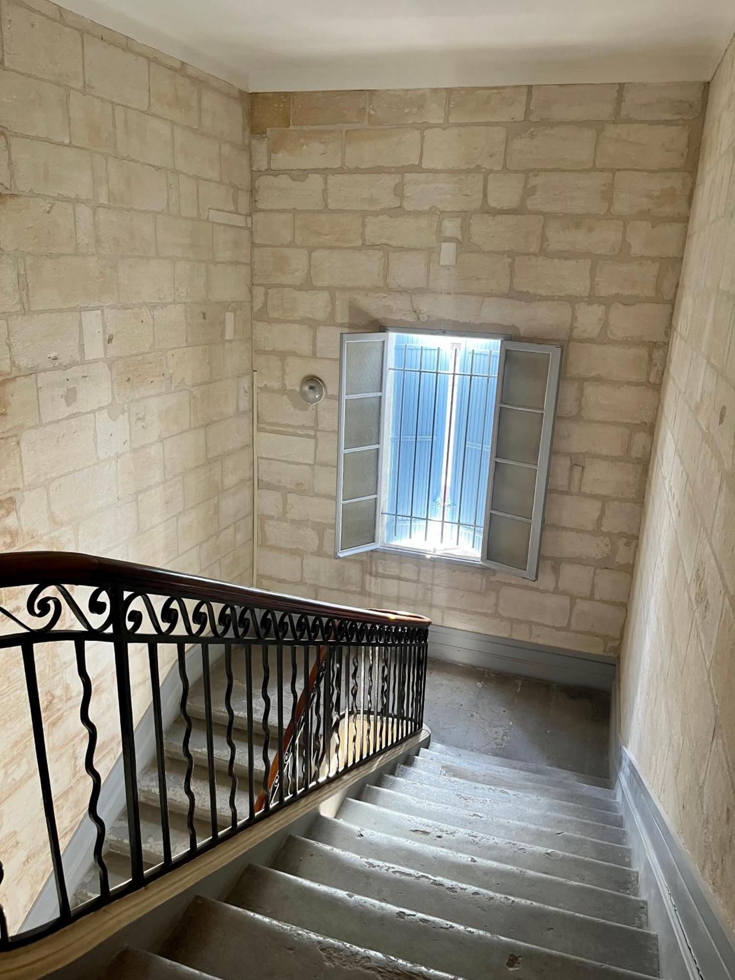 Appartement Belle-Vue Beaucaire  Εξωτερικό φωτογραφία