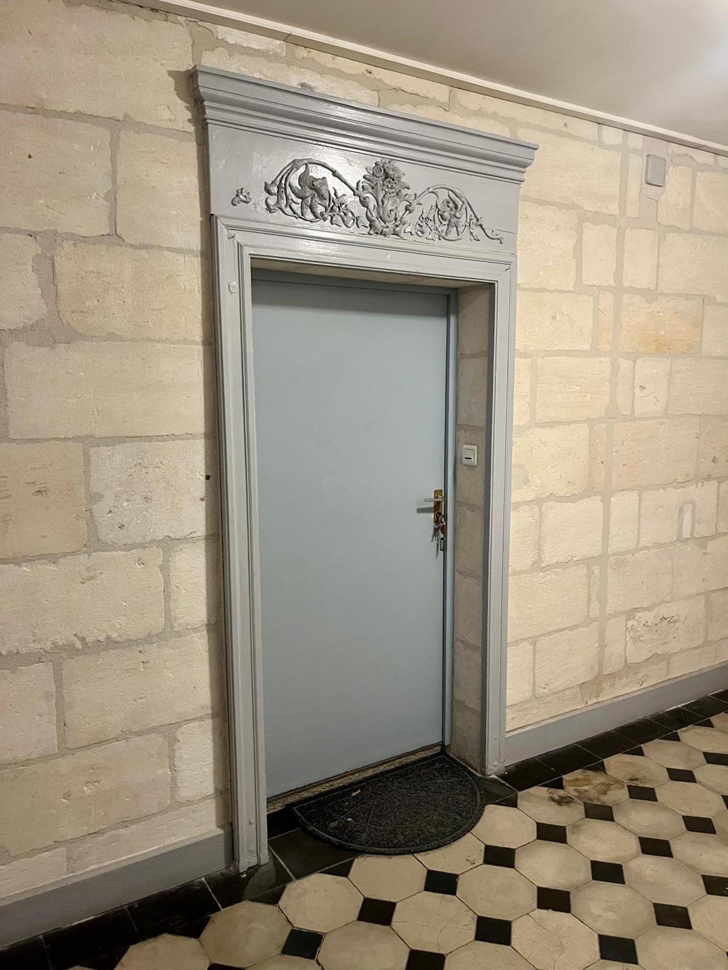 Appartement Belle-Vue Beaucaire  Εξωτερικό φωτογραφία